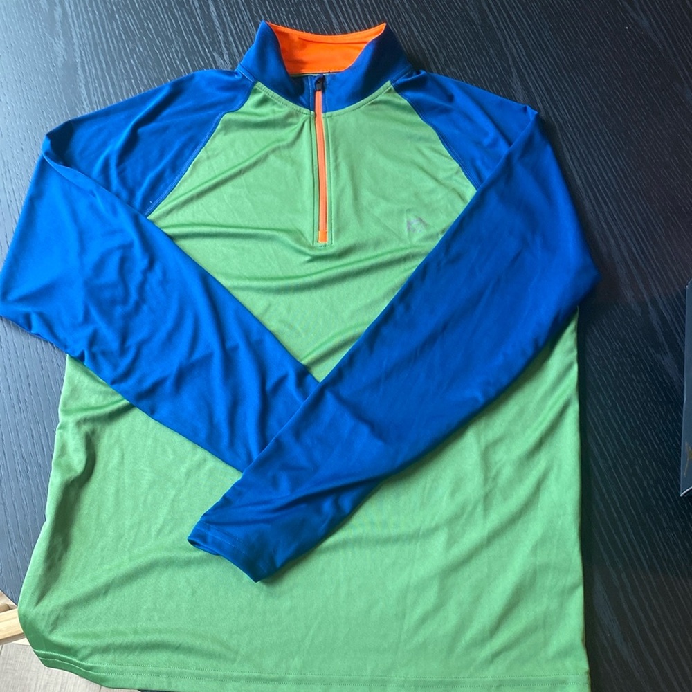 Southern Tide pull over